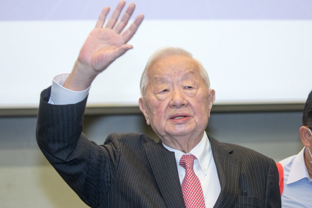 张忠谋高龄仍神采奕奕。 （图：shutterstock/达志）