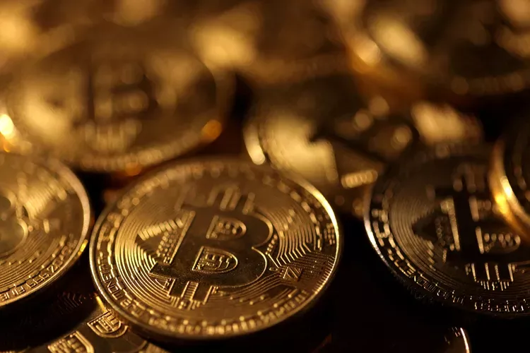 比特币再飙天价！1枚可买保时捷“最畅销车款”