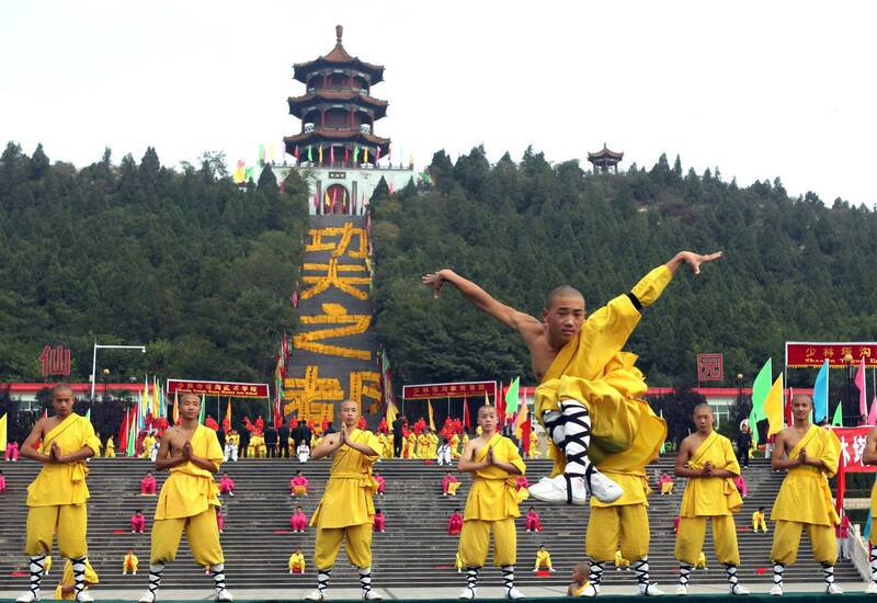 少林寺高度商业化的经营方式,引发外界质疑。(法新社) 少林寺高度商业化的经营方式,引发外界质疑。(法新社)