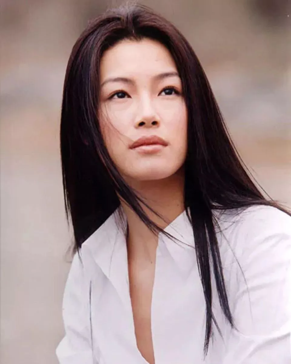 于娜消失6年现身，《拿什么拯救你》女主胖成大妈！
