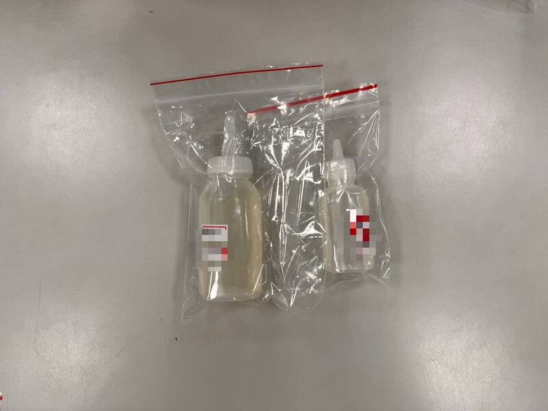 车上搜出毒品。（警方提供）