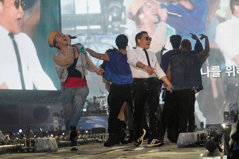 中国2016年发布「限韩令」逾9年后，近来似乎有松动的迹象。（美联社）