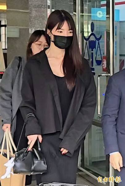 艺人王大陆的直播主女友阙沐轩。（记者王定传摄）