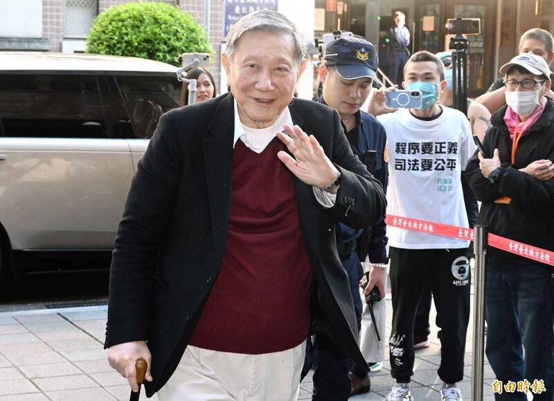 沈庆京首度发文直指「迟来的正义，不是正义」，呼吁检察官依法行事。（记者廖振辉摄）