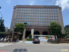 不满被按喇叭强拉同事下车理论   对方开108万和解破局遭判刑