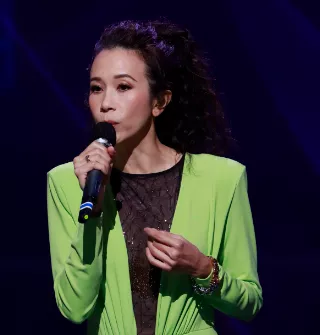 嫁给普通人的10位女星，不图钱不图名利不爱豪门