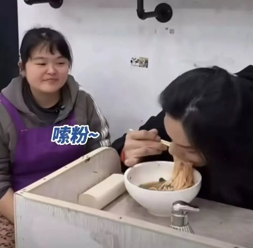 苦了郭碧婷，孩子都生两个了，才发现老公的真面目