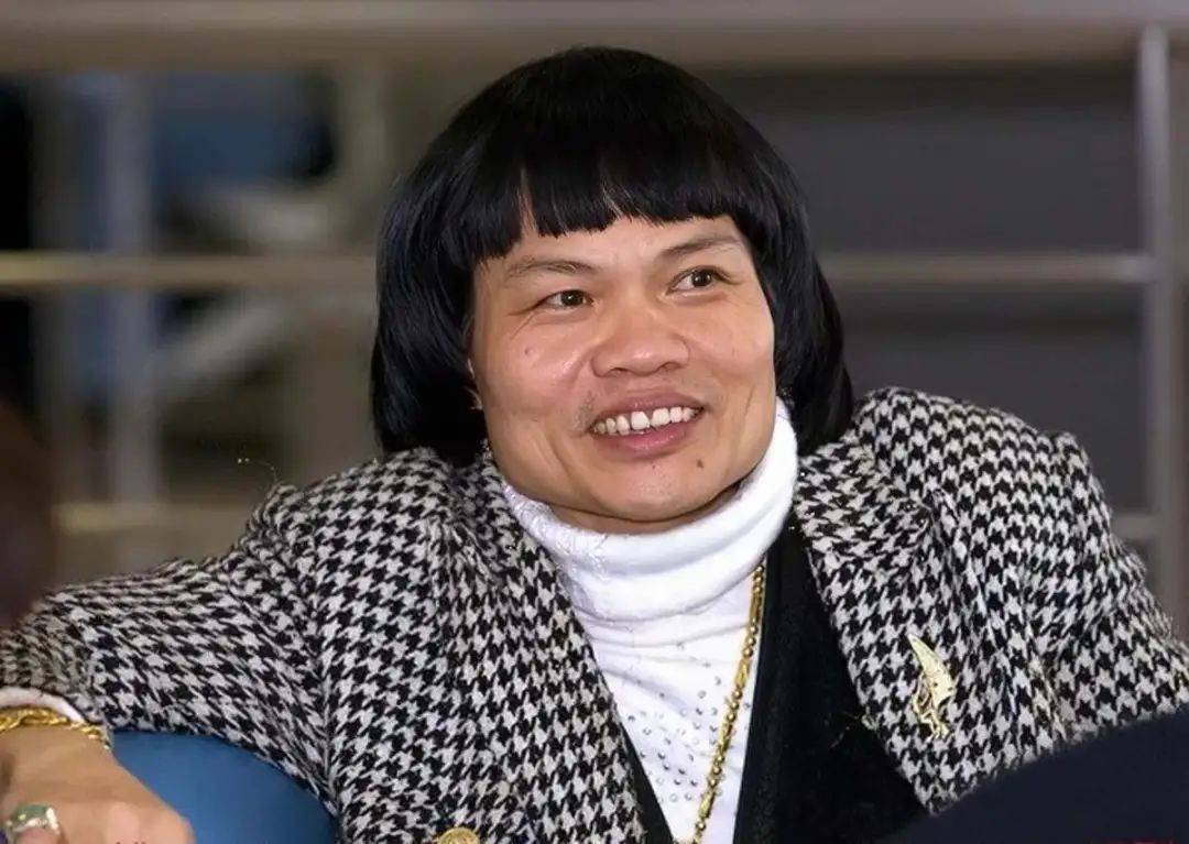 港知名男星被曝患癌命不久矣，妻子透露仅剩几个月寿命