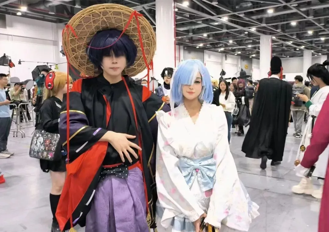 今年5月,小葛参加cosplay活动