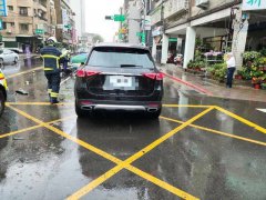 开宾士与7旬机车骑士擦撞酿一死 车主是建设公司老董