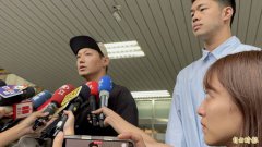 威廉庭上称遭闪兵首脑勒索爆案外案  庭外改口未来开庭会说明