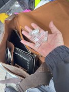 AI巡防发威!中和警家访意外发现赃车、毒品通缉犯 还搜出丧尸烟弹