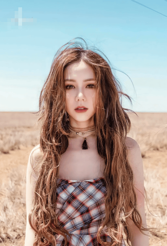 几个八卦：肖战、赵丽颖、加戏女、杨紫、热巴、白鹿、张子枫……