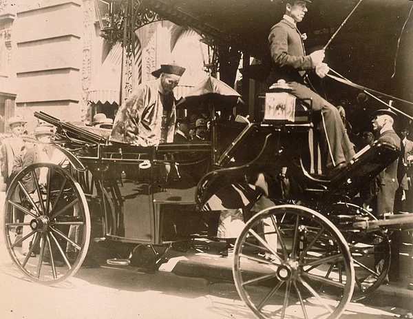 谷歌前CEO：当年李鸿章访美被震 如今外国人来华受惊