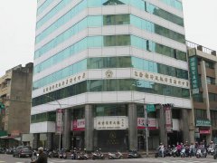 违规载厨余进养猪场遭罚25万 房产被查封下秒乖乖缴清