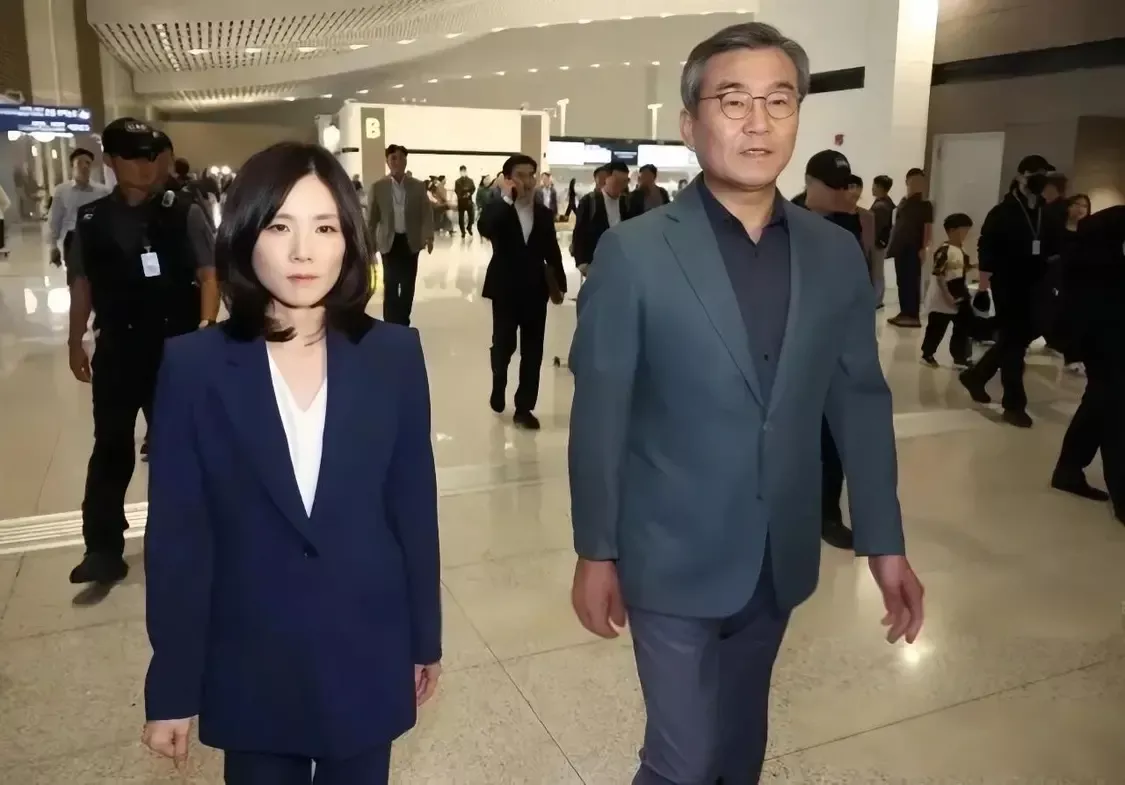 APEC峰会刷屏的韩国女次长是谁？