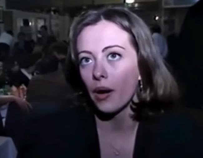 清纯干练，意女总理梅洛尼19岁时容颜曝光