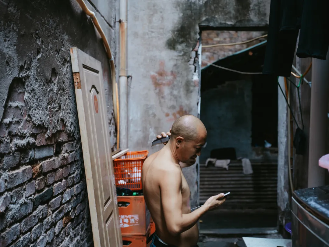 8元旅店，流离人生