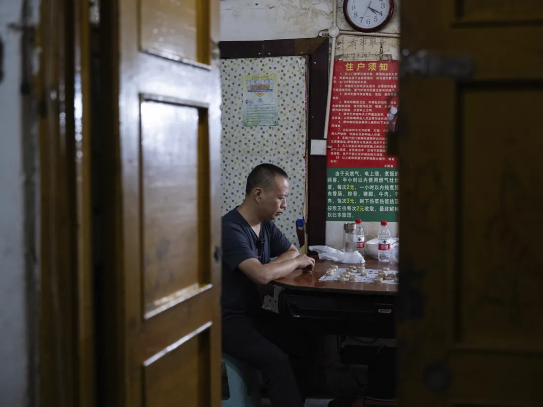 8元旅店，流离人生