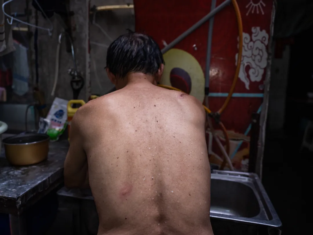 8元旅店，流离人生