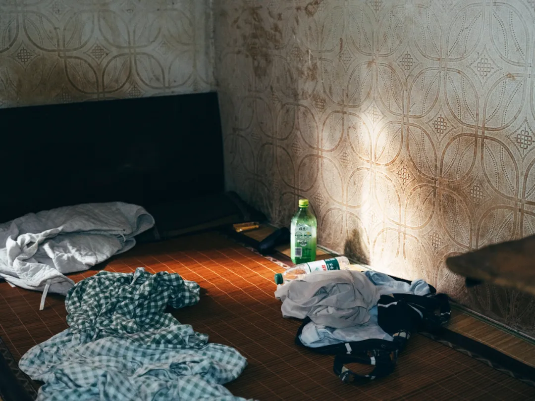 8元旅店，流离人生