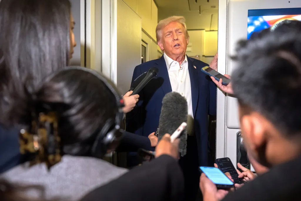 释放错误信号！共和党人罕见怒批川普