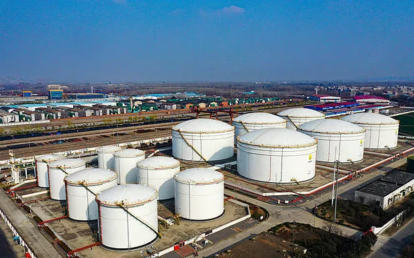 “未雨绸缪,中国正迅速充实石油储备”