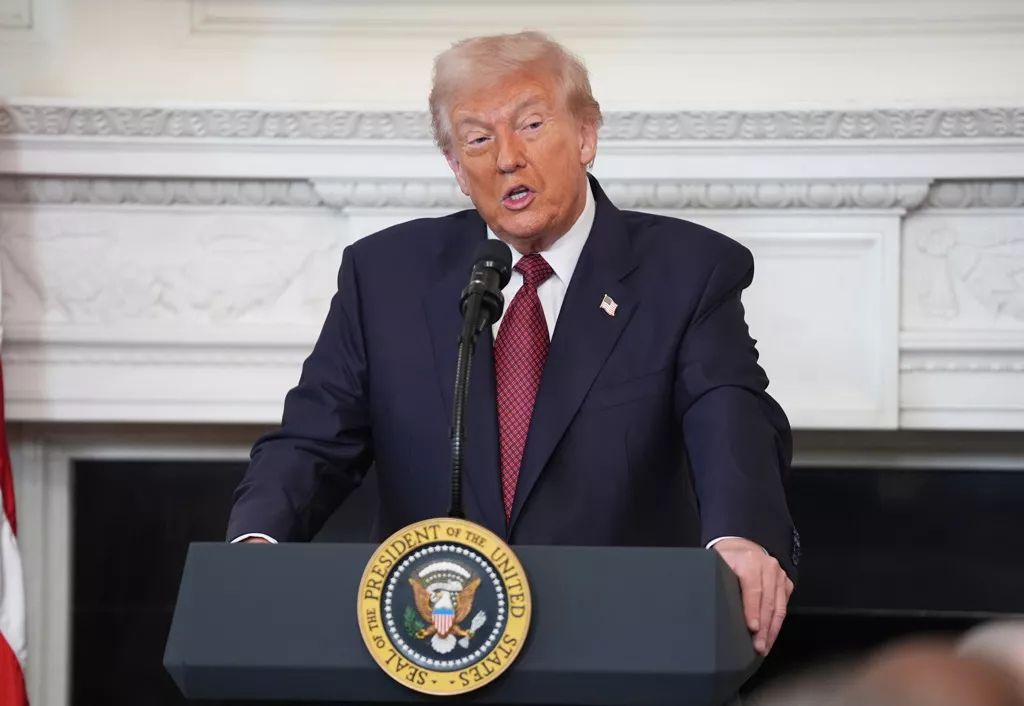 川普小考连败归咎政府停摆:不能让“神风特攻队”上台