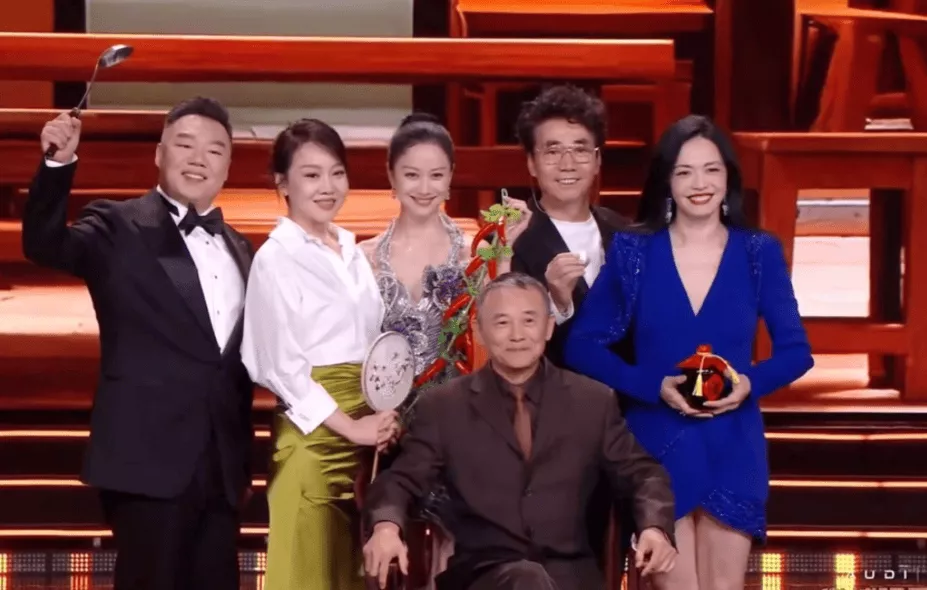 开播 20 年仍封神!武林外传主创合体