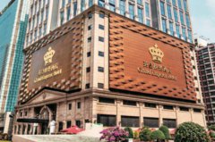 杨受成澳门博彩娱乐场停业 大堂曾铺76公斤黄金