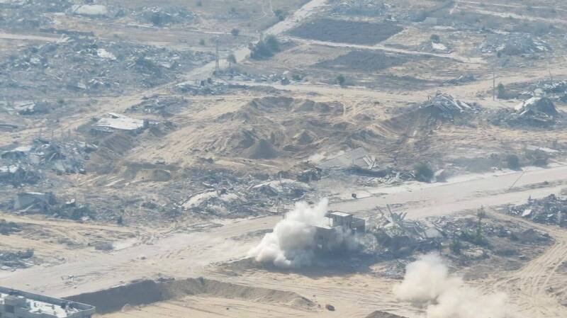 以军8月公布打击据称是哈玛斯地道入口区域。（路透档案照）