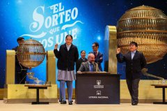 西班牙耶诞「大胖子乐透」涨25％   头彩同步提高为50万欧元