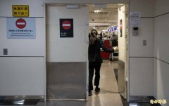 独家》关务署人员机上涉性骚空姐 还威胁「下机单独检查」:只是给小教训