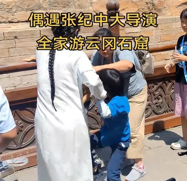 离婚8年后，张纪中遭反转 老夫少妻杜星霖报警撕毁最后尊严！