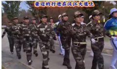 中国大爷大妈在首尔 这一幕吓坏韩国人