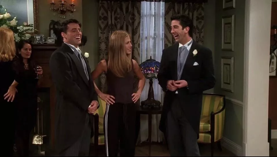 婚礼最密集的月份与拒绝份子钱的年轻人