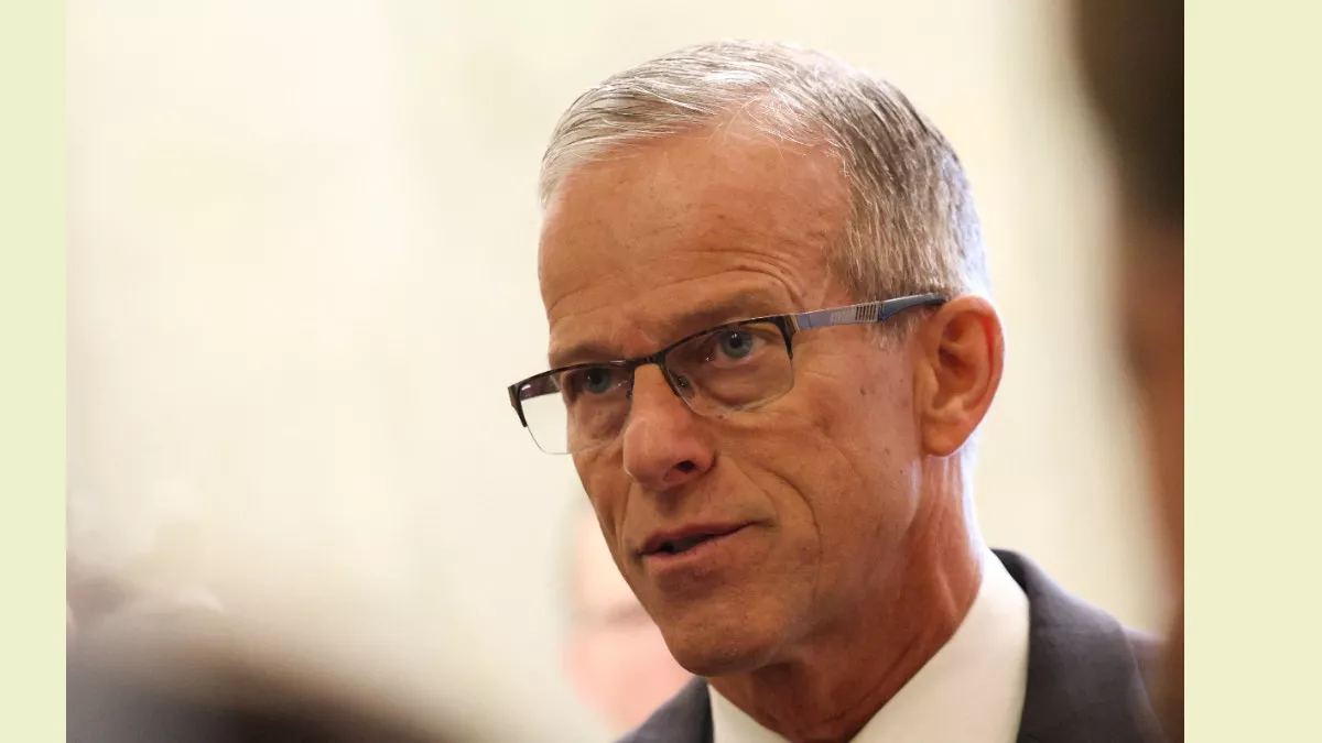 政府停摆持续 共和党领袖：两党谈判出现积极转机