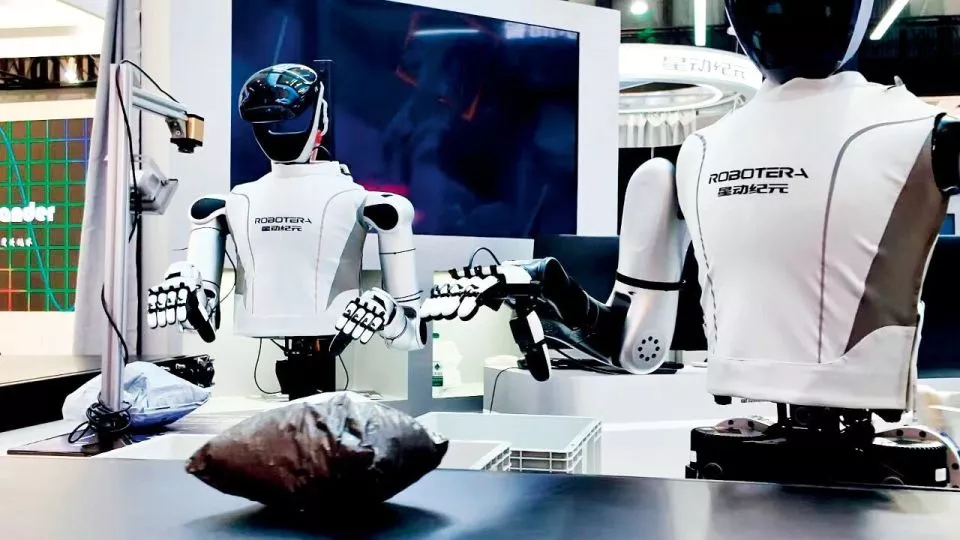 机器人,到底谁在买?通用机器人的终极形态是……