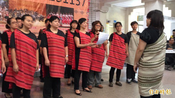 「泰雅学堂」为创世基金会新竹分院献唱，揪大家7月9日购票进场发挥爱心。（记者黄美珠摄）