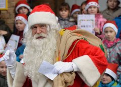 摧毁童年!苏格兰教师告知学生「耶诞老人不存在」 惊动市议会