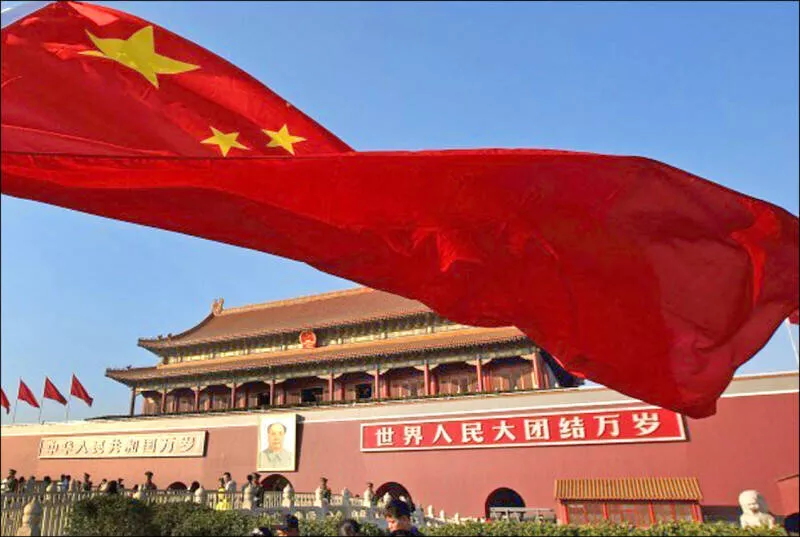 WSJ记者:今年常听到人说,美国正变得更像中国…