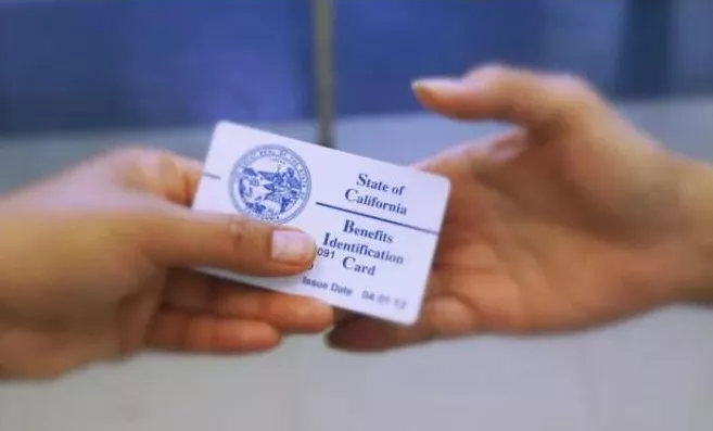 白卡重大改革!恢复资产审查 车 房 存款 现金都要算