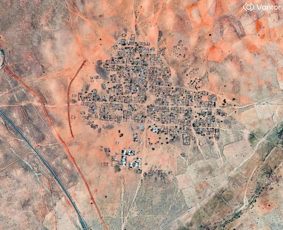 这里已被屠城,血迹太空可见!