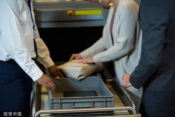 台女游北海道机场遭“捏奶头” 日本调查判决出炉