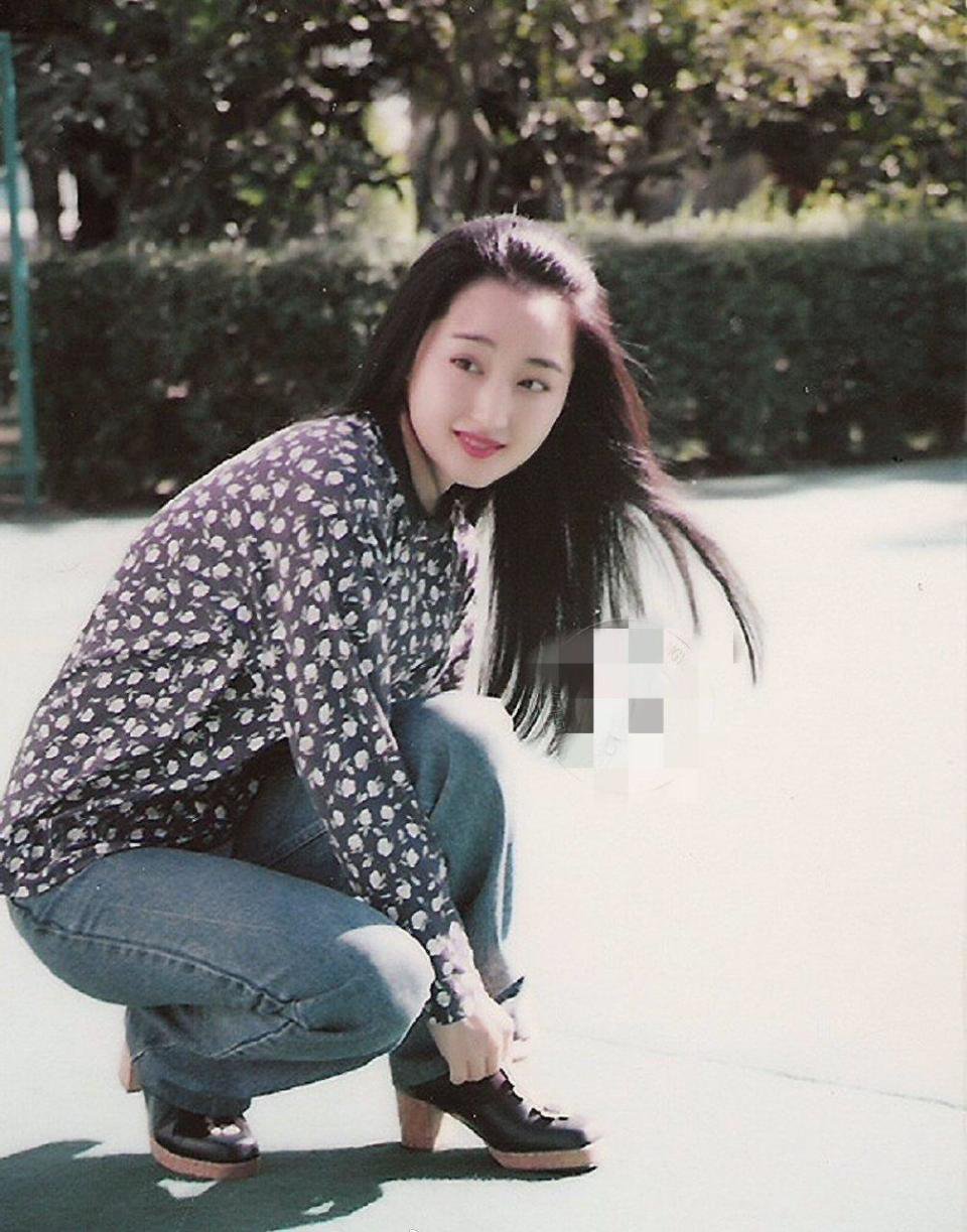 杨钰莹近况曝光：每天打理菜园子，生活平淡