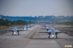 美对台3.3亿美元军售 中国跳脚：强烈不满、向美严正交涉