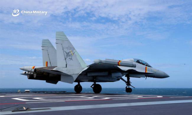 福建号航母完成首次海上演习  现场图片流出