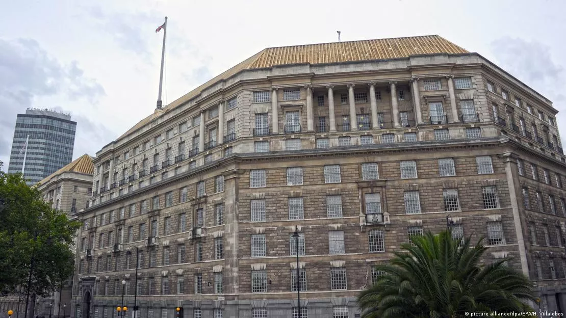 英国军情五处示警,中国间谍假冒猎头渗透国会