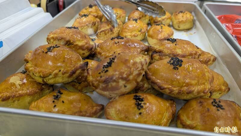 来自嘉义的阿潘老师咖哩酥。（驻日特派员林翠仪摄）