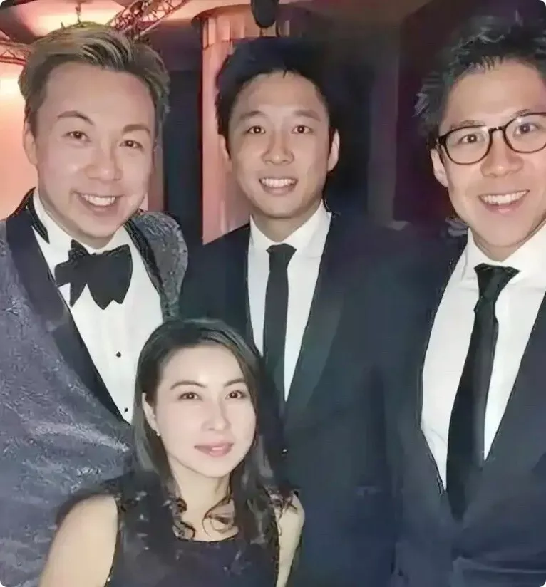 “天花板级”儿媳！泰国巨富之女Namfon嫁霍启仁